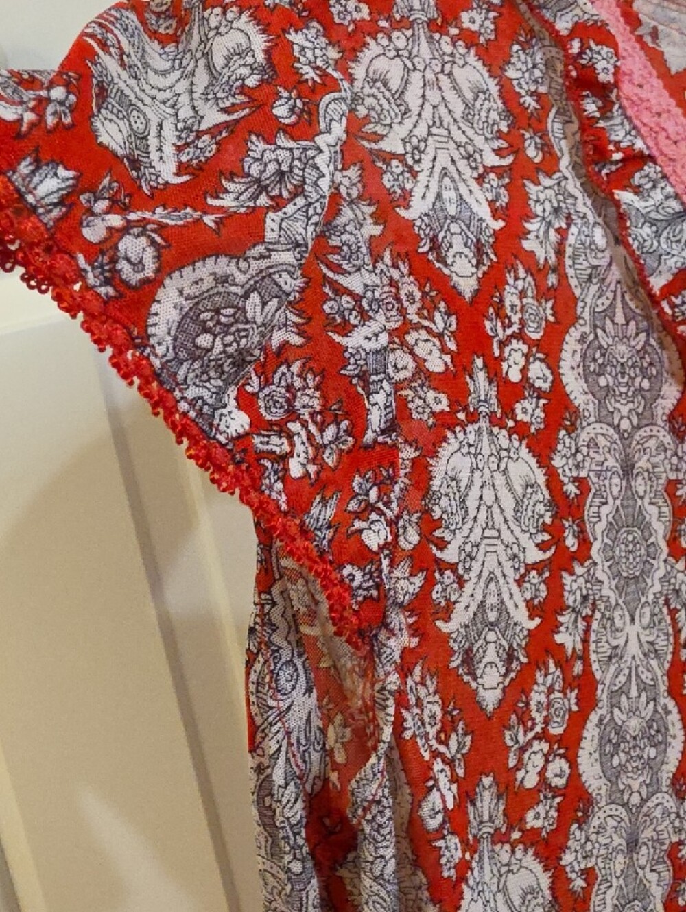 Red Printed Short-Sleeve Button-Front Peplum Blouse - Picture 7 of 11